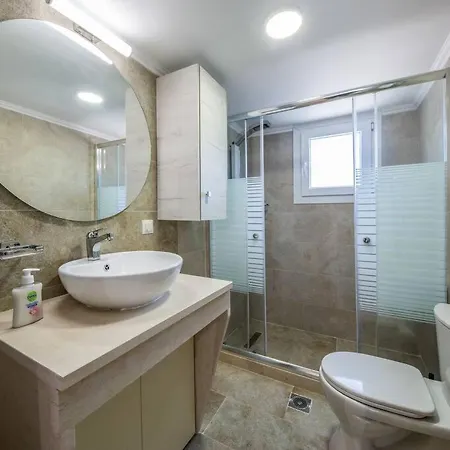 Family Portes With Panoramic View! Villa