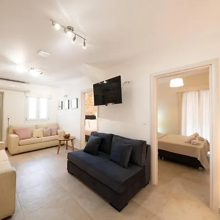Family Portes With Panoramic View!